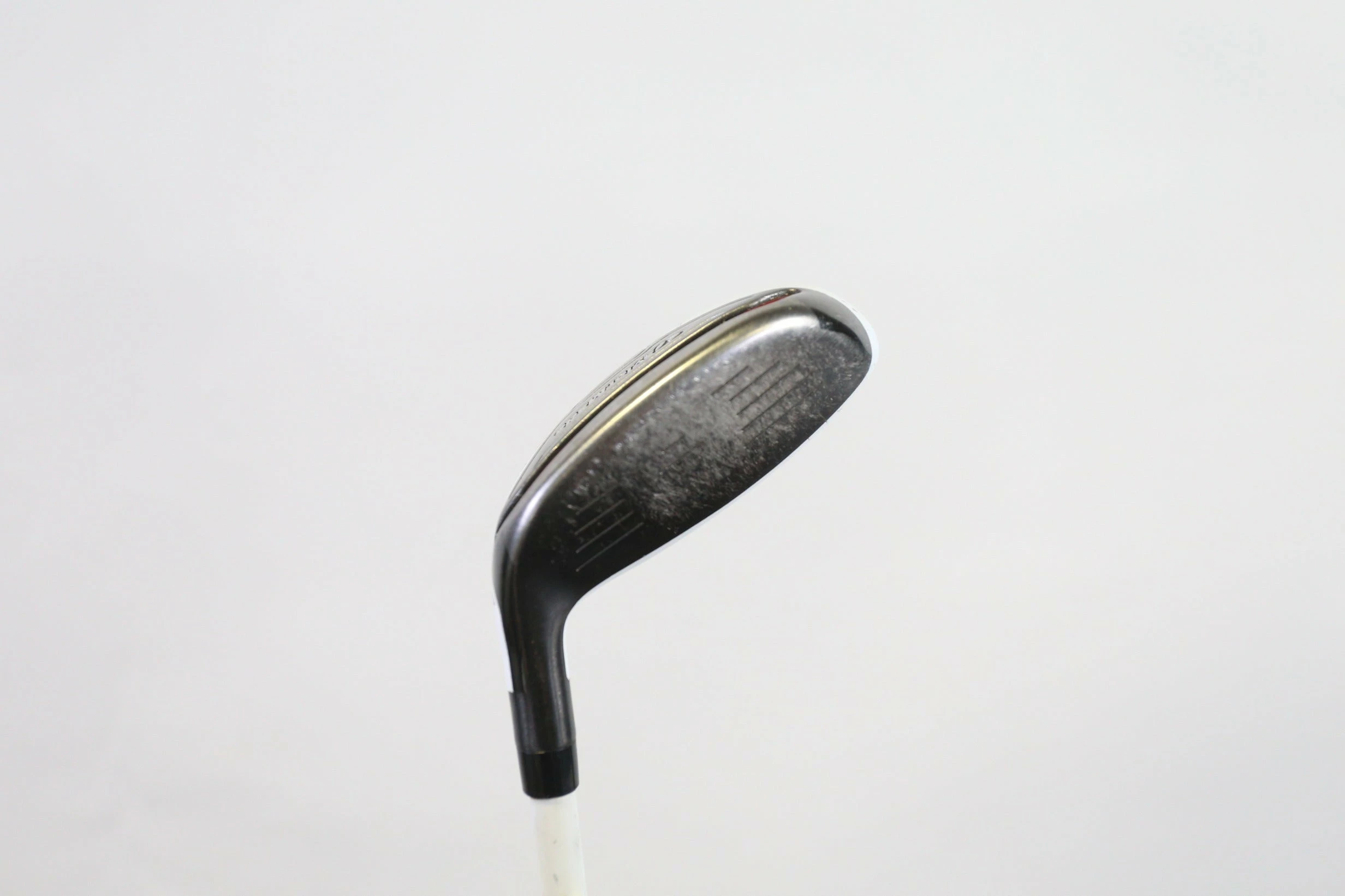 TaylorMade AeroBurner Rescue 5 Hybrid 25* RH 39.5 In Matrix Graphite Regular 2 TaylorMade AeroBurner Rescue 5 Hybrid 25* RH 39.5 In Matrix Graphite Regular - Image 2