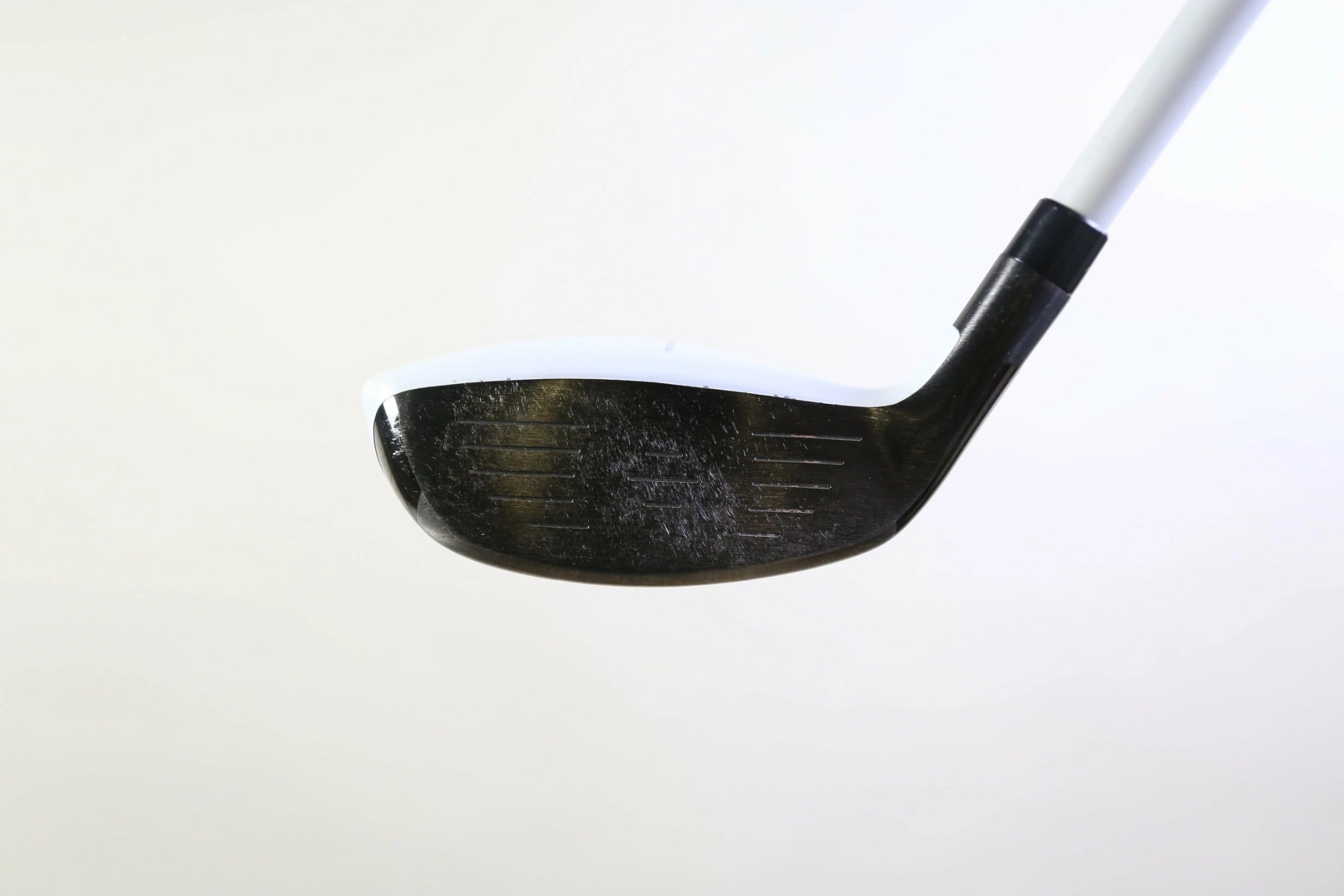 TaylorMade AeroBurner Rescue 3 Hybrid 19* RH 40.75 In Graphite Shaft Regular 6 TaylorMade AeroBurner Rescue 3 Hybrid 19* RH 40.75 In Graphite Shaft Regular - Image 6