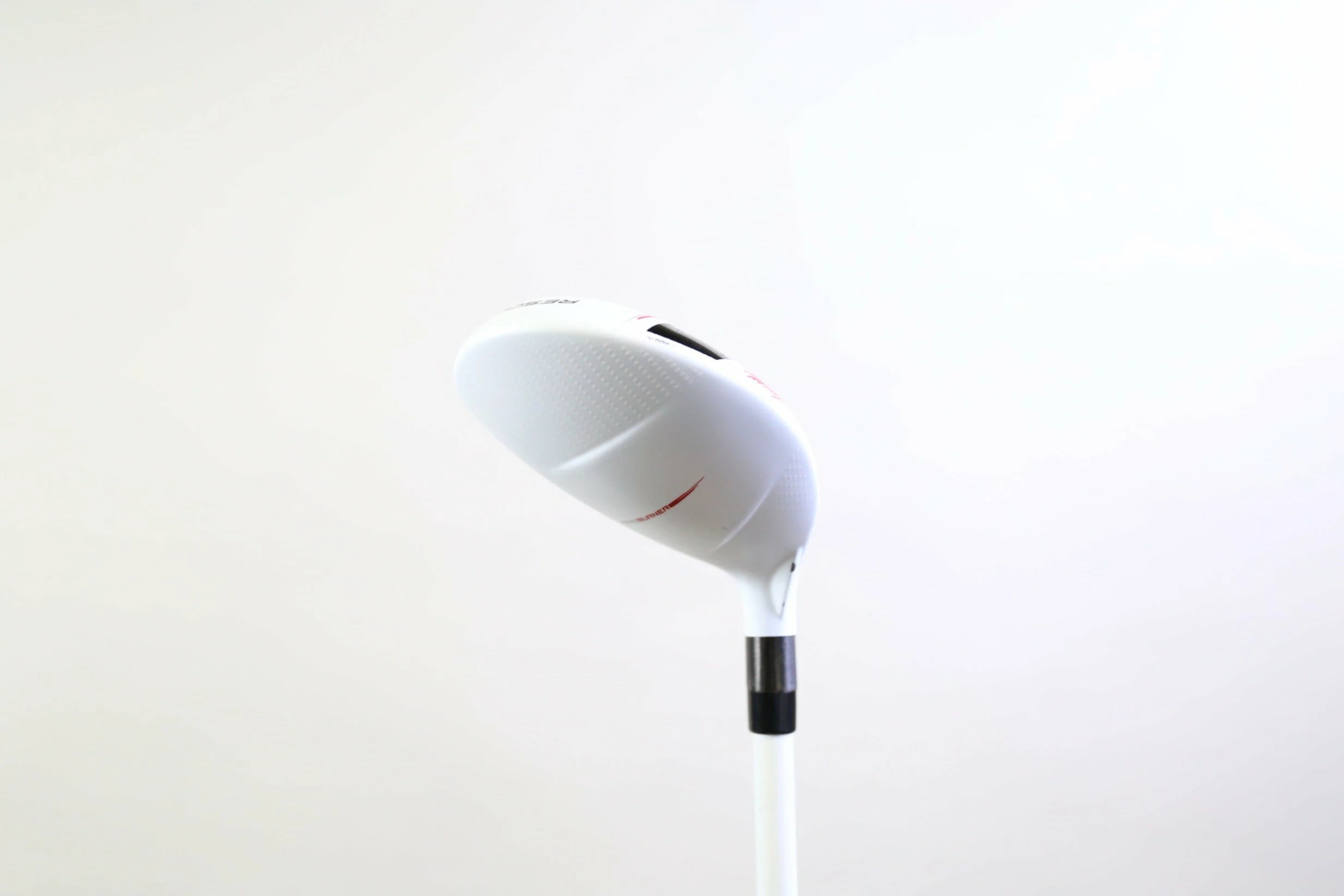 TaylorMade AeroBurner Rescue 3 Hybrid 19* RH 40.75 In Graphite Shaft Regular 4 TaylorMade AeroBurner Rescue 3 Hybrid 19* RH 40.75 In Graphite Shaft Regular - Image 4