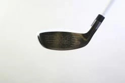 TaylorMade AeroBurner Rescue 3 Hybrid 19* RH 40.75 In Matrix Graphite Senior -Callaway Golf Shop f9f36131 4ee0 558e b7a5 094052488ea7