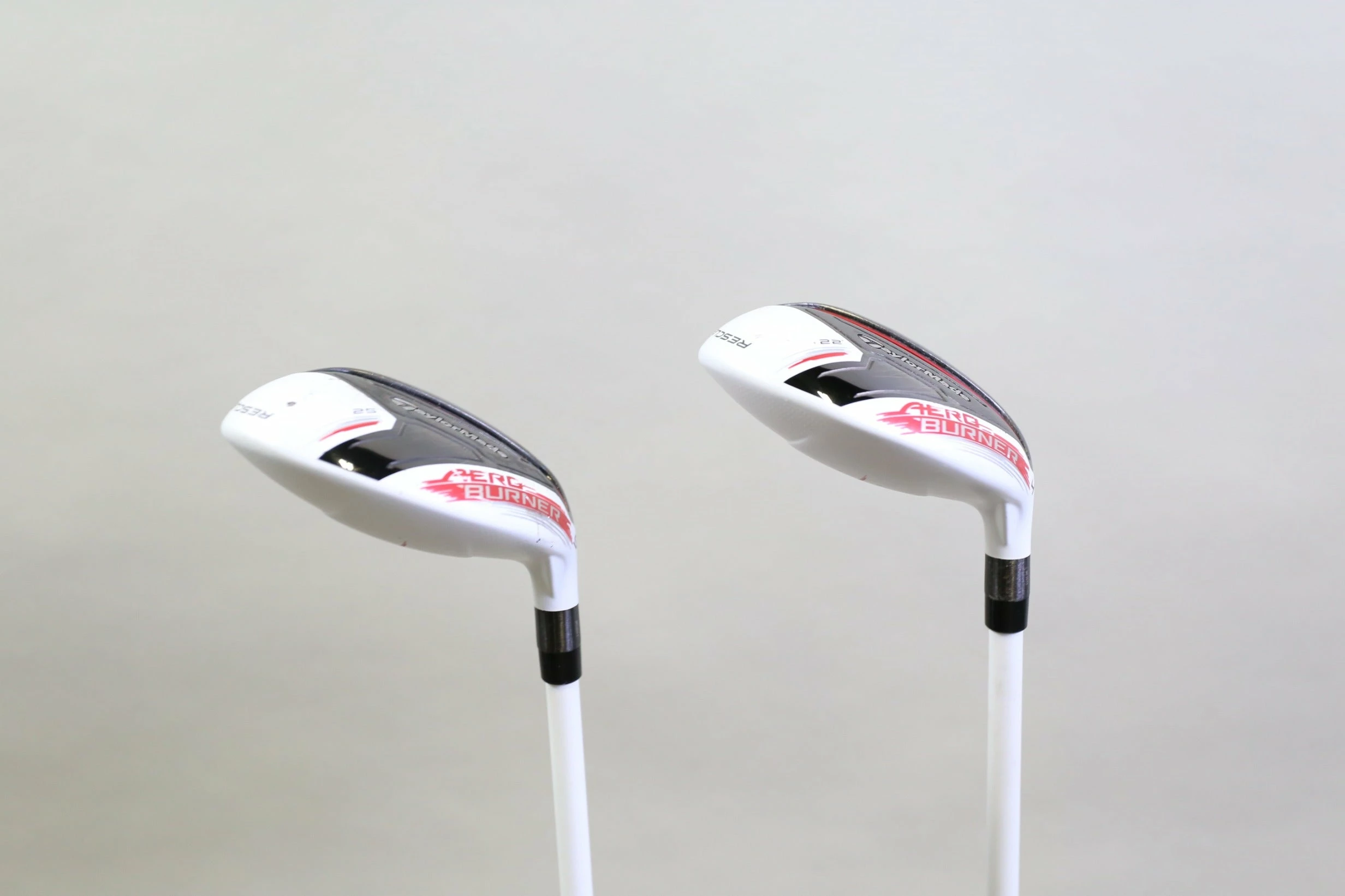 TaylorMade AeroBurner Rescue 4 , 5 Hybrid Set RH Graphite Shaft Ladies Flex 4 TaylorMade AeroBurner Rescue 4 , 5 Hybrid Set RH Graphite Shaft Ladies Flex - Image 4
